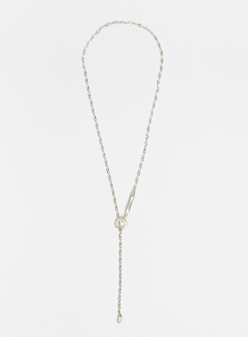 SAFETY-PIN PENDENT CHAIN NECKLACE